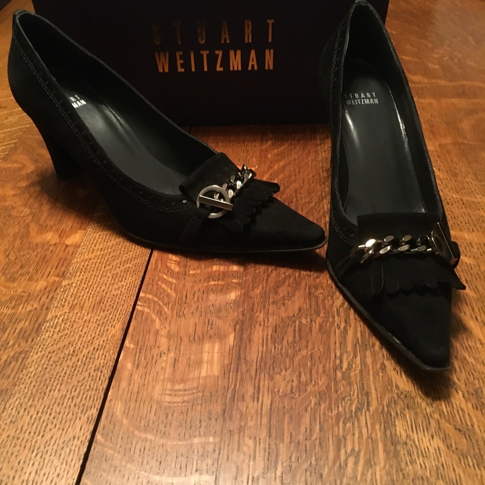 🌸Host Pick!🌸  Stuart Weitzman Black Suede Kilt Pumps Vintage